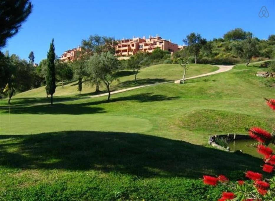 Luxury Apartment With Sea Views, Golf, Gym, Spa, 7 Pools Ojén Exteriör bild