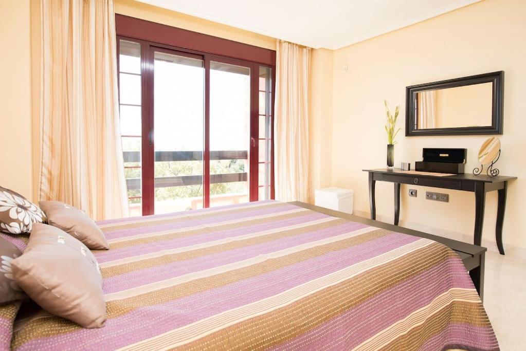 Luxury Apartment With Sea Views, Golf, Gym, Spa, 7 Pools Ojén Exteriör bild