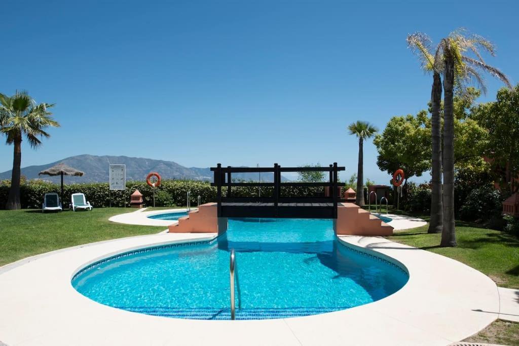 Luxury Apartment With Sea Views, Golf, Gym, Spa, 7 Pools Ojén Exteriör bild